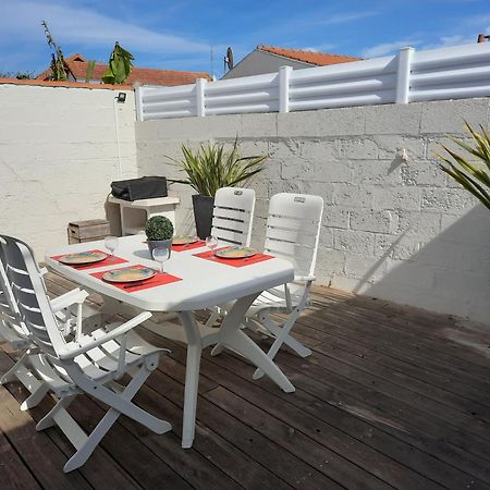Villa Privee A 300M De La Plage 圣吉尔-克鲁瓦德维 外观 照片
