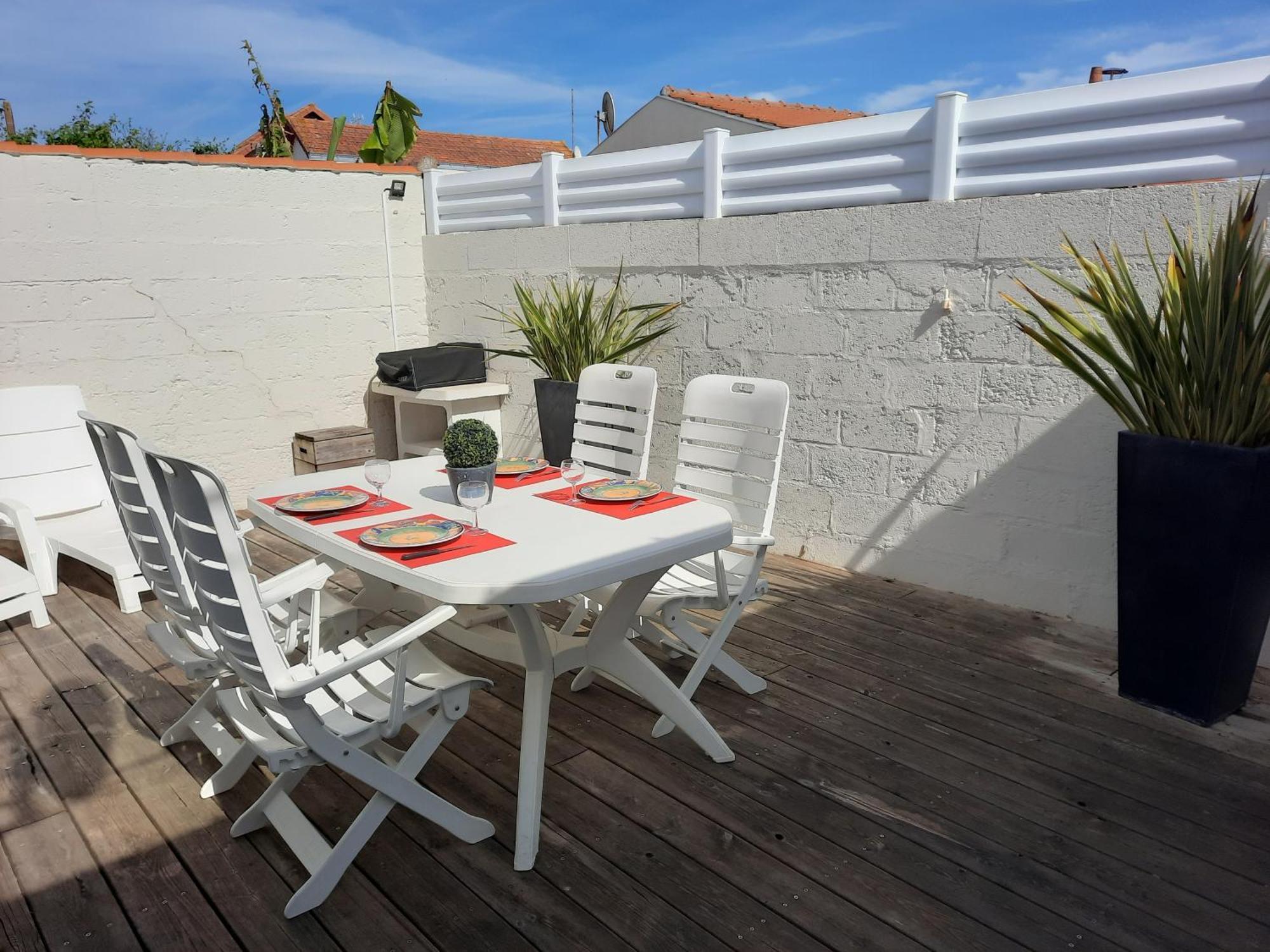 Villa Privee A 300M De La Plage 圣吉尔-克鲁瓦德维 外观 照片