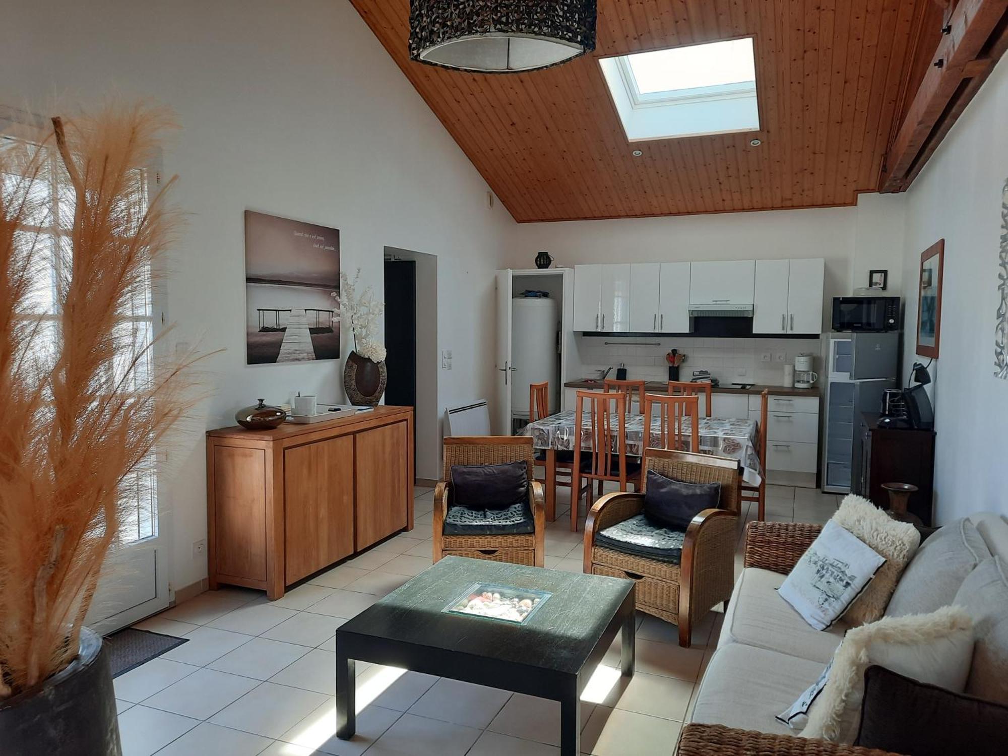 Villa Privee A 300M De La Plage 圣吉尔-克鲁瓦德维 外观 照片