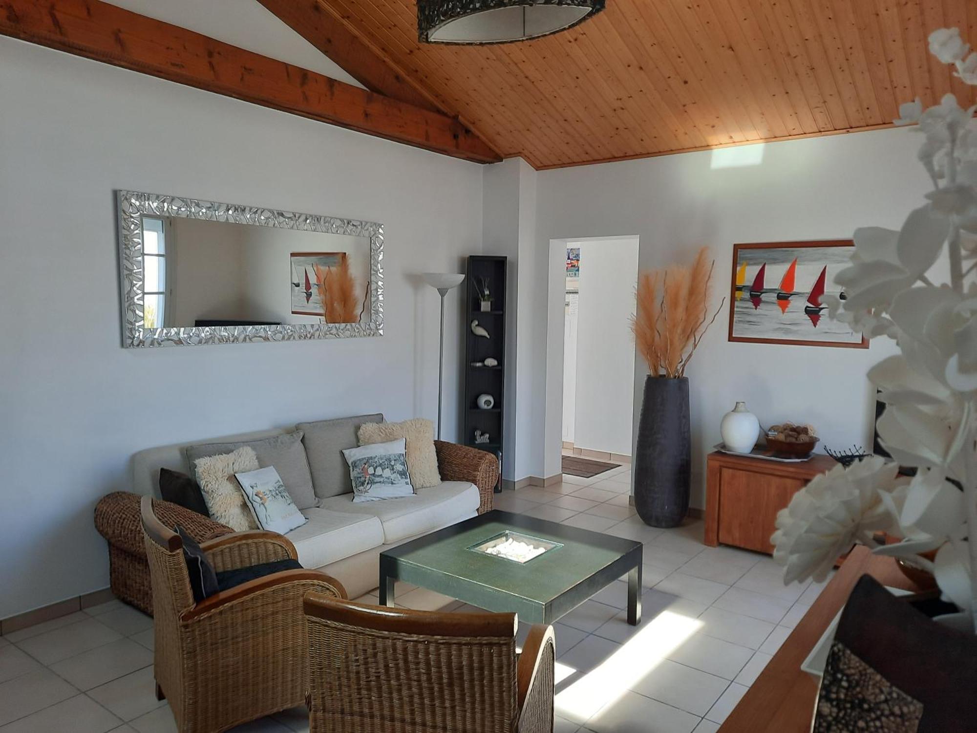 Villa Privee A 300M De La Plage 圣吉尔-克鲁瓦德维 外观 照片